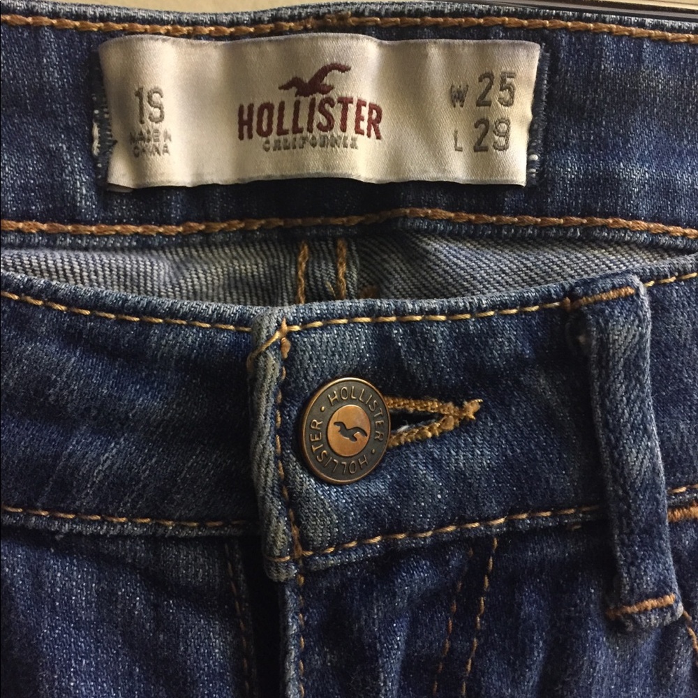 Destroyed Hollister Skinny Jeans